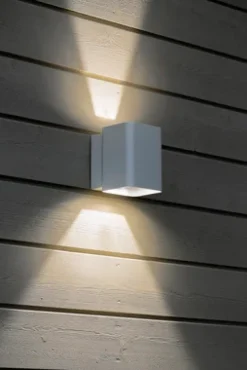 Airam Näsby II Vägglampa