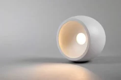 Hide-a-lite Globe G2 Surface