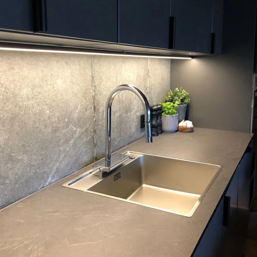 Namron LEDstrip 5m 2700K 13,96W/m IP20
